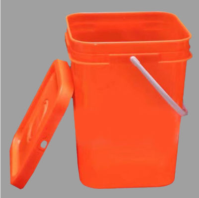 o tanque plástico do alto densidade 25L feito sob encomenda com punho da tampa engrossou ISO9001